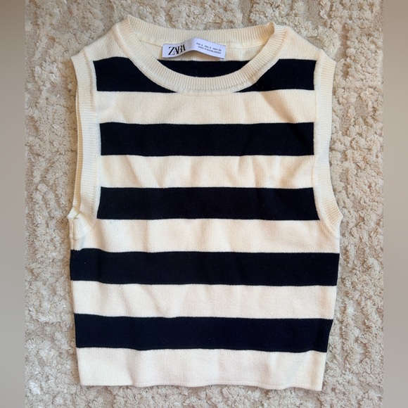 Zara Tops - Zara Sleeveless Sweater Crop Top with Black/Navy and Cream Stripes S